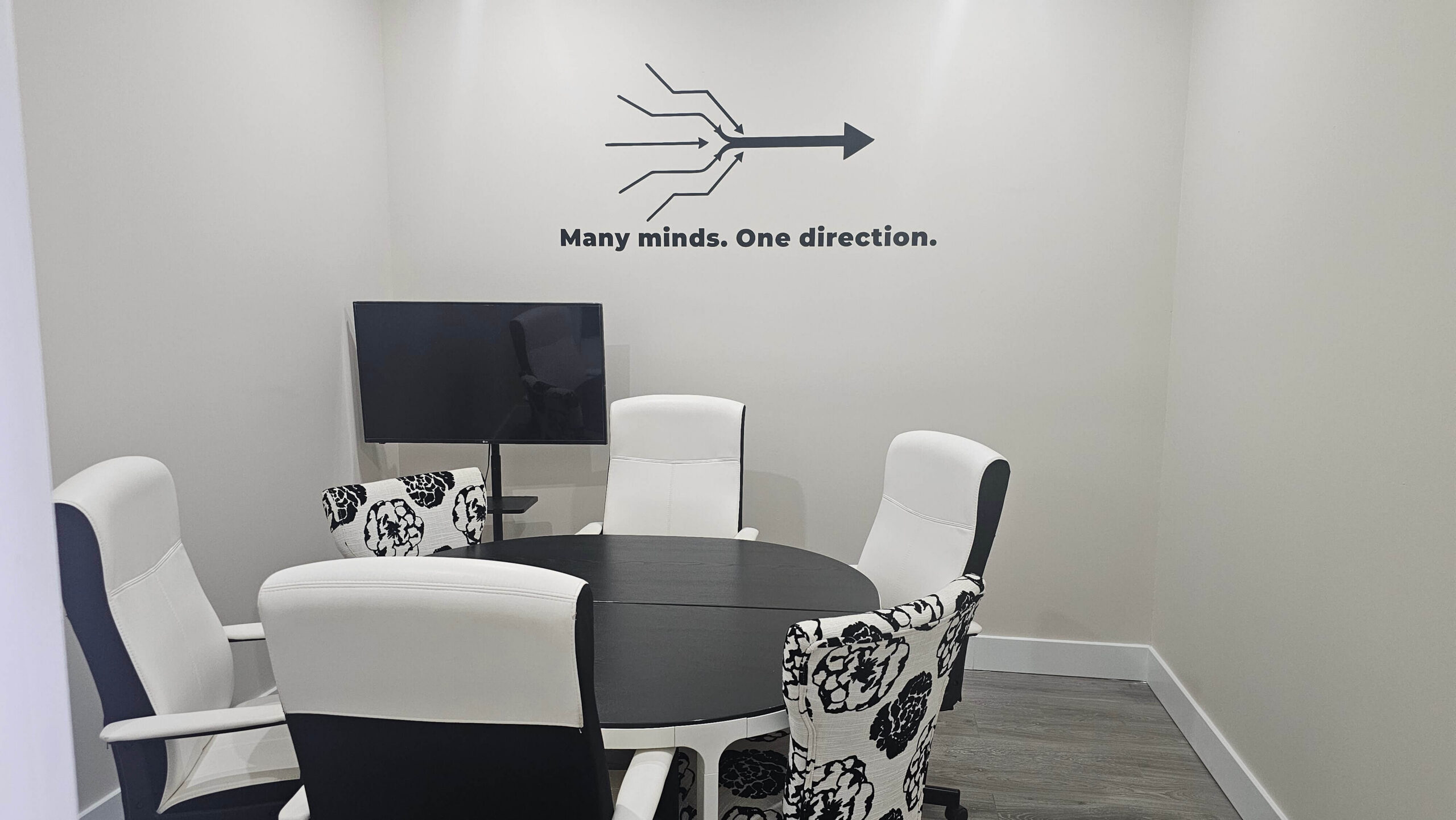 Open Desk Spaces detail